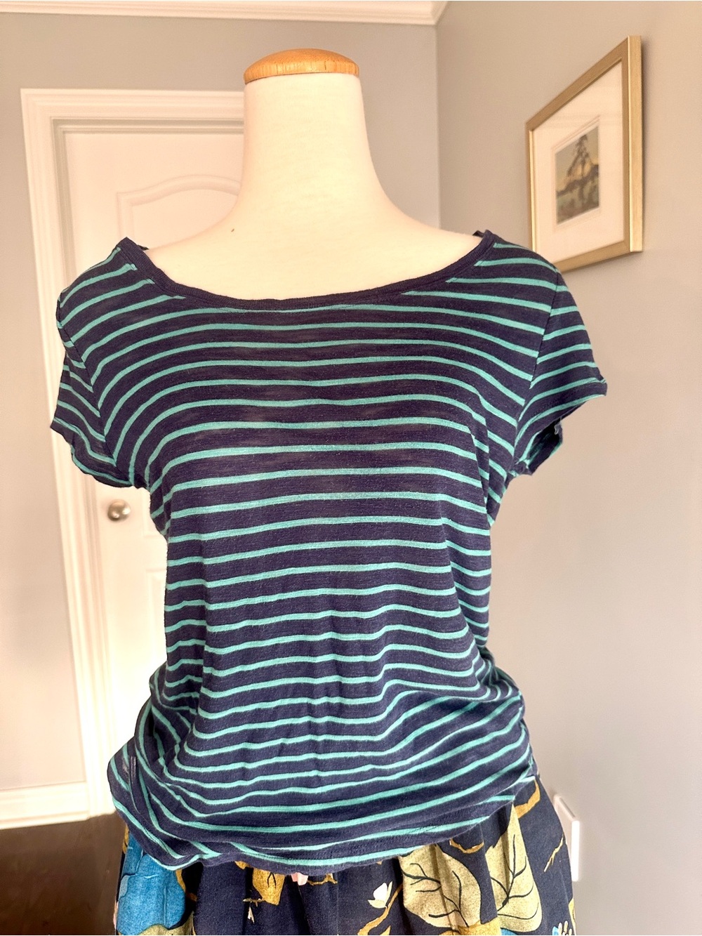 AEROPOSTALE Women’s Navy and Teal Stripe Short Sleeve Top - Size L